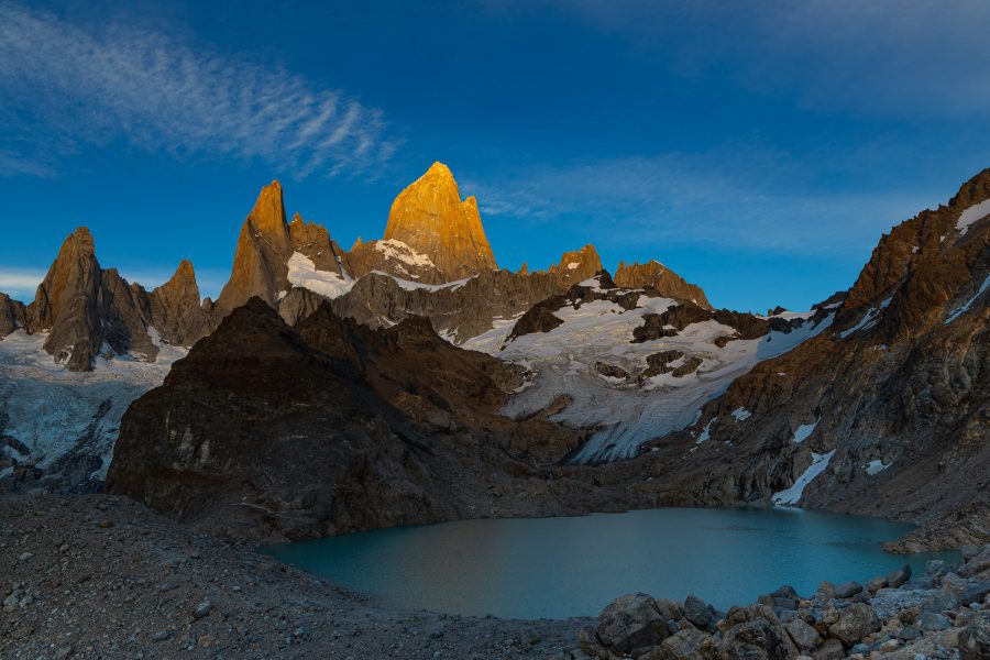 Sunrise light on Mount Fitz Roy above Laguna de los Tres in Patagonia, Argentina